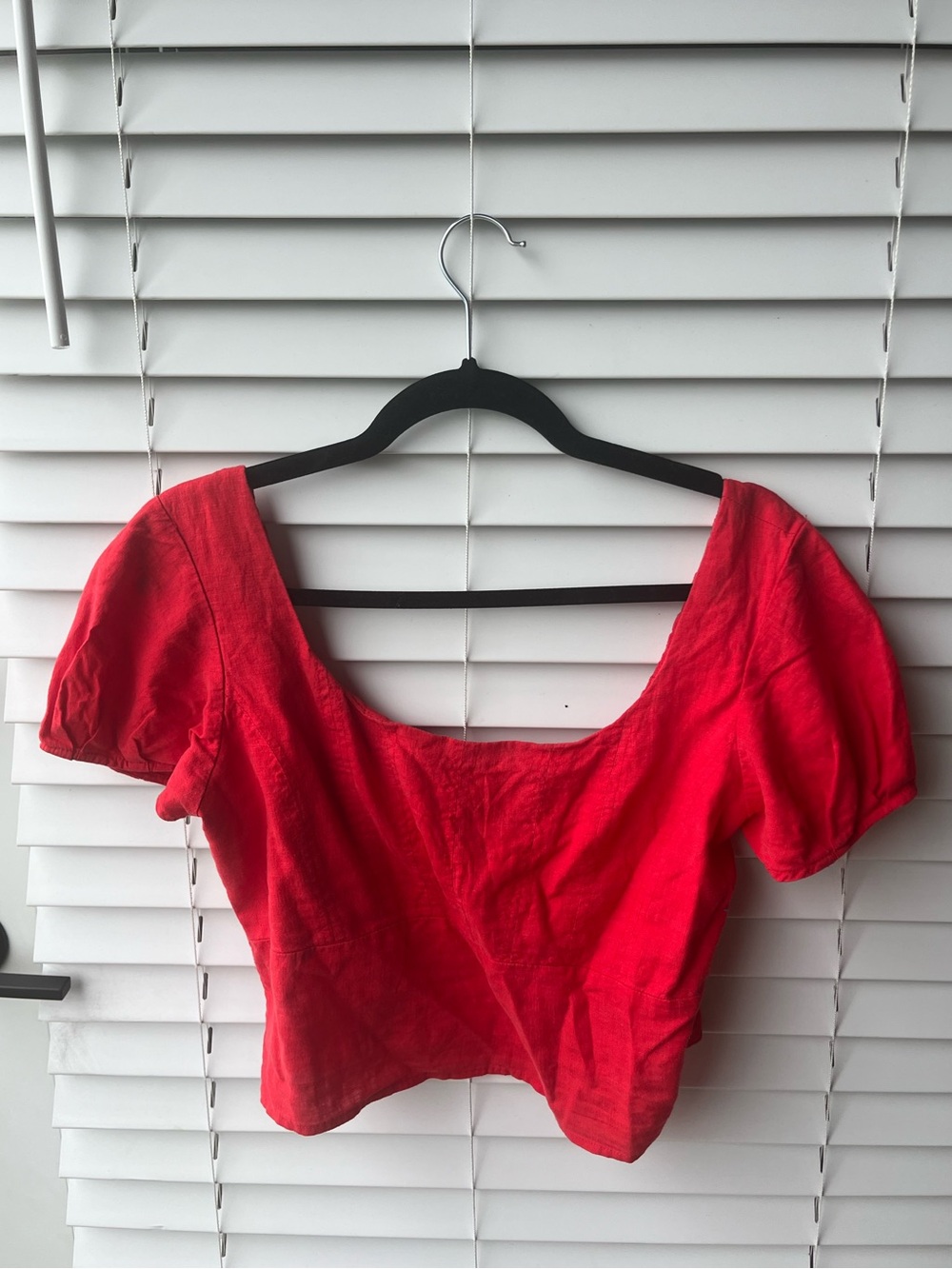 Urban Outfitters Red Cropped Puff Sleeve Top - Linen